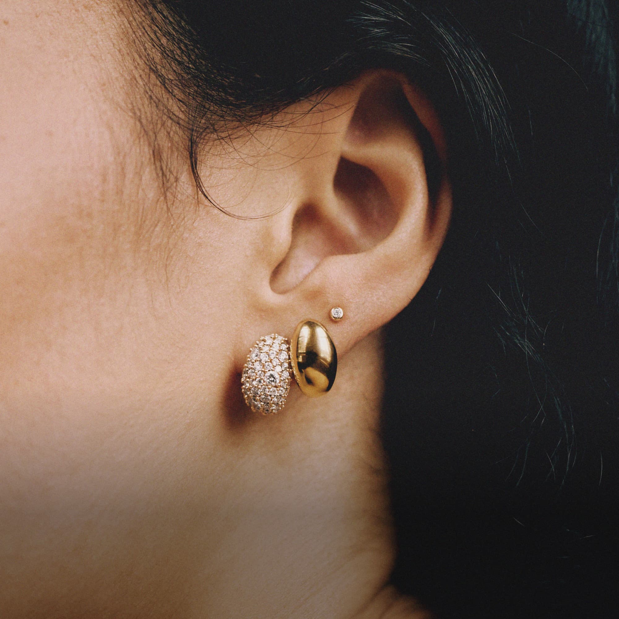 Mejuri fine jewelry editorial product still